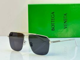 Picture of Bottega Veneta Sunglasses _SKUfw55533324fw